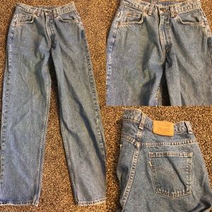 Levi’s orange tab mom jeans